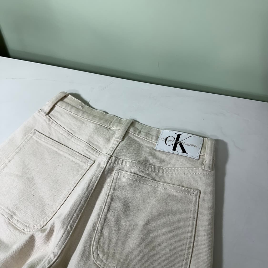 우먼M 켈빈클라인 CK 크림아이보리 보이프렌핏 데님팬츠 상품이미지7