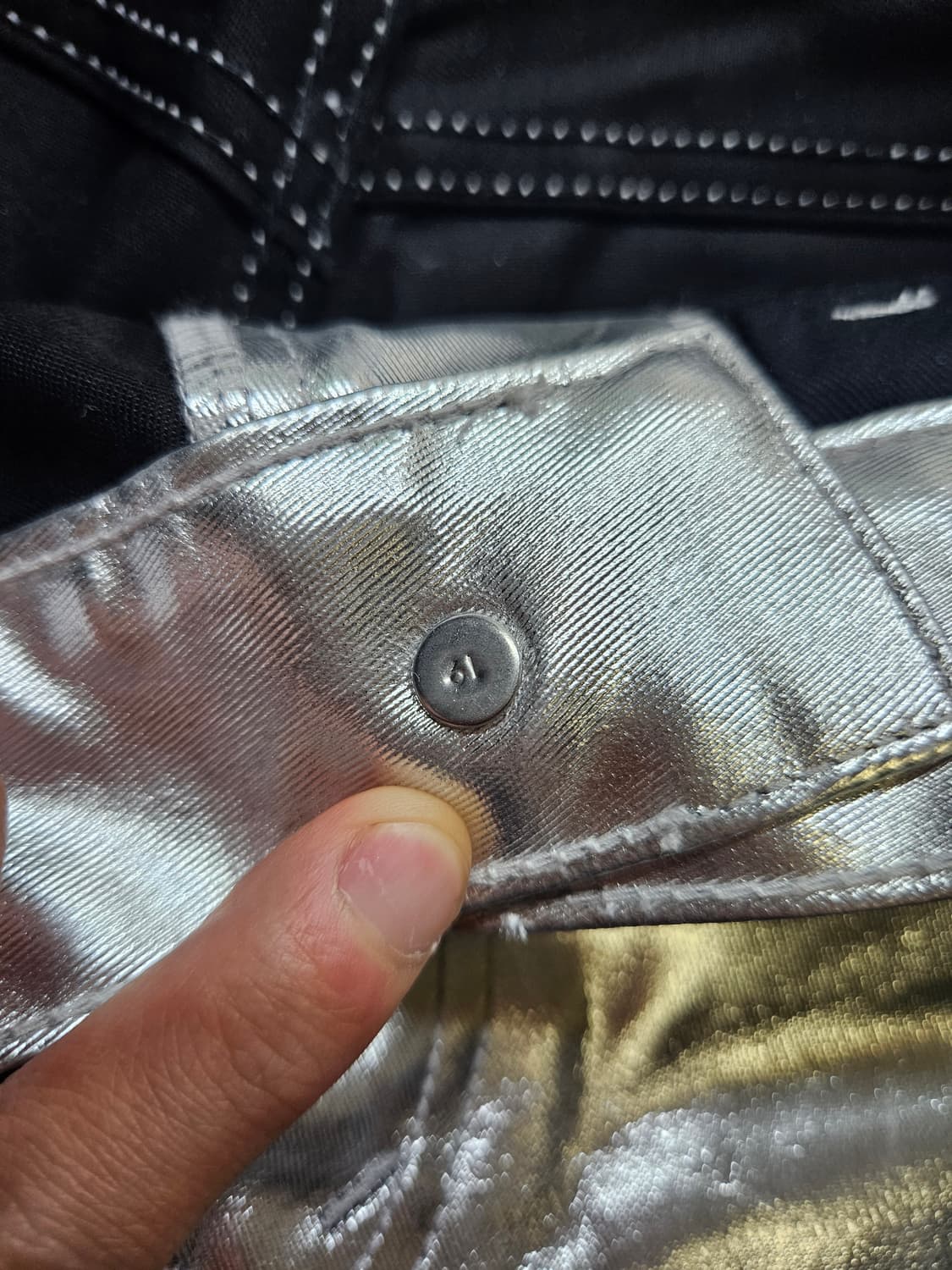 26) 셀린느 CELINE 메탈릭 실버 스키니 스트레치 데님 팬츠 상품이미지8