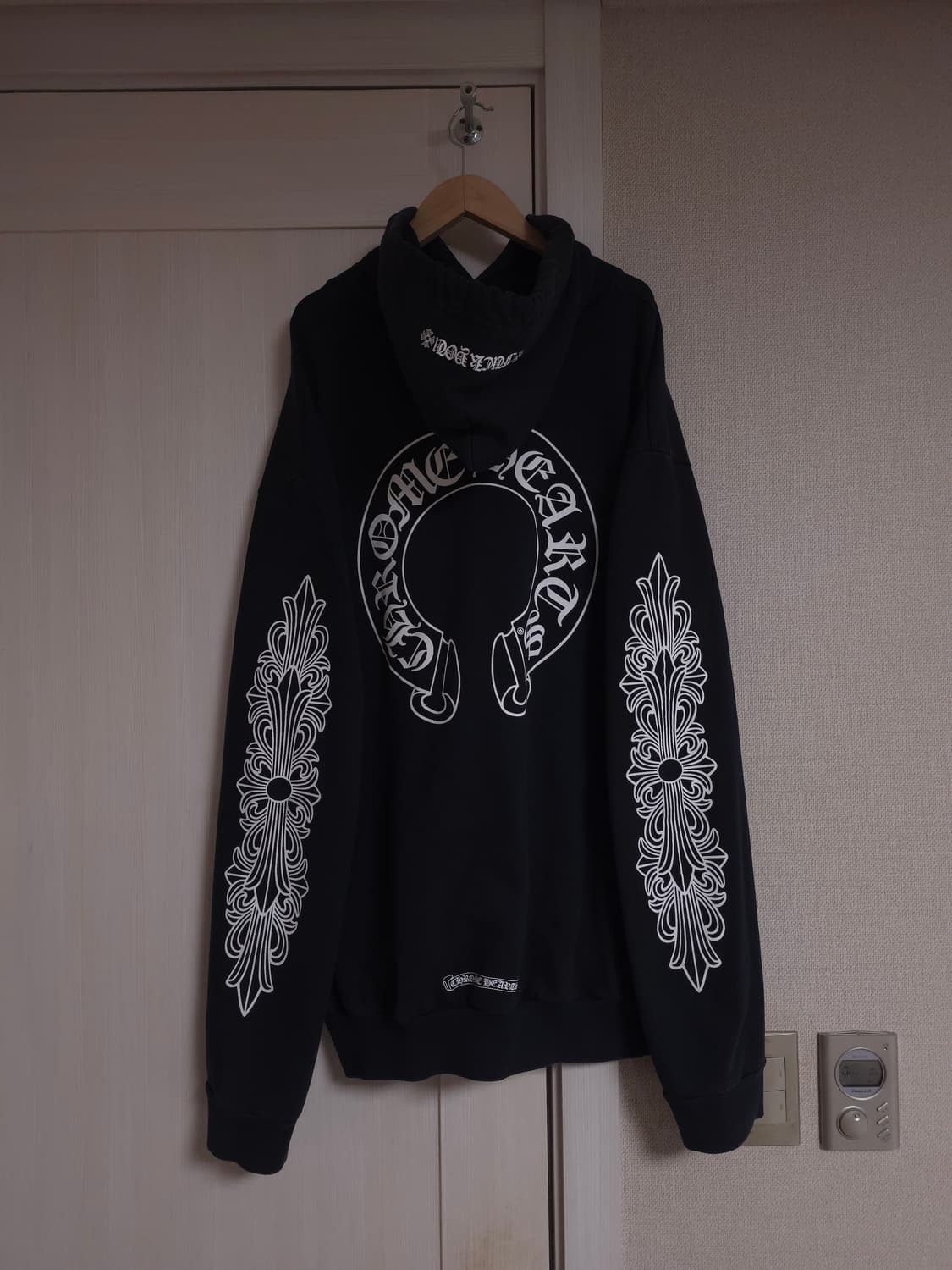 [XXL] 크롬하츠 홀스슈 플로랄 퍽유 후드 블랙 상품이미지2