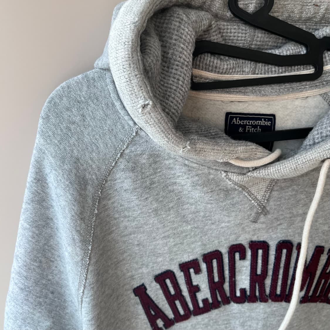 아베크롬비 후디 유니버시티 로고 XL 상품이미지1