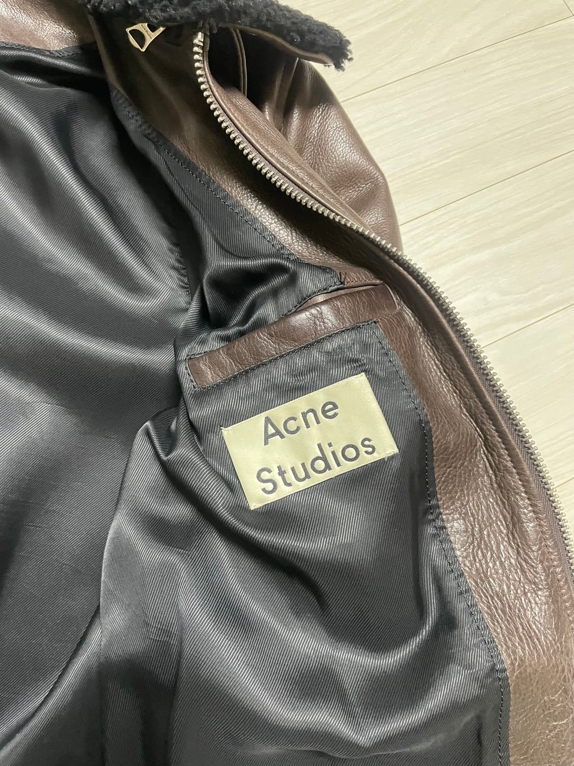 아크네스튜디오 가죽 자켓(50사이즈) 상품이미지4