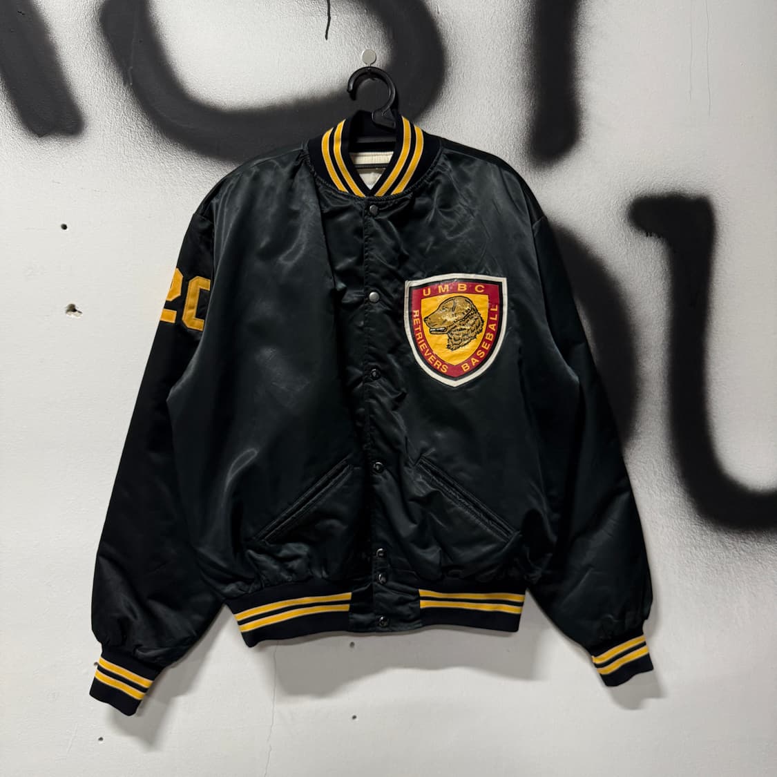 VTG USA 빈티지 올드스쿨 배색 빅 패치 사틴 바시티 자켓 상품이미지1