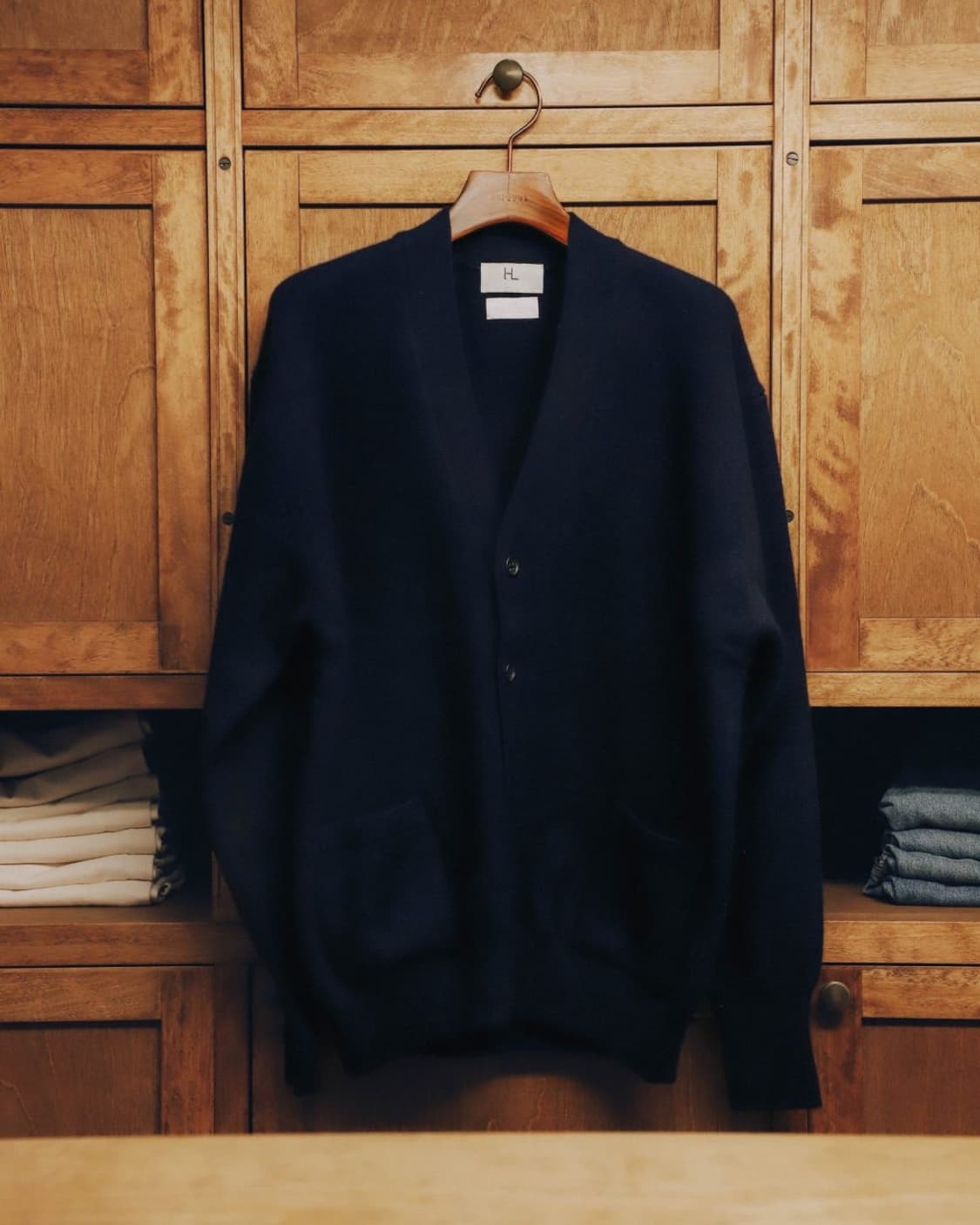 헤릴 herill 골든캐시미어 가디건 네이비 3 상품이미지1