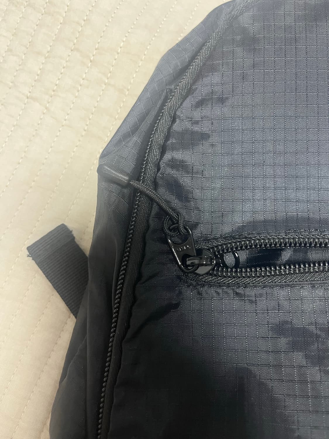 몽벨 포케터블 13L 블랙 상품이미지3