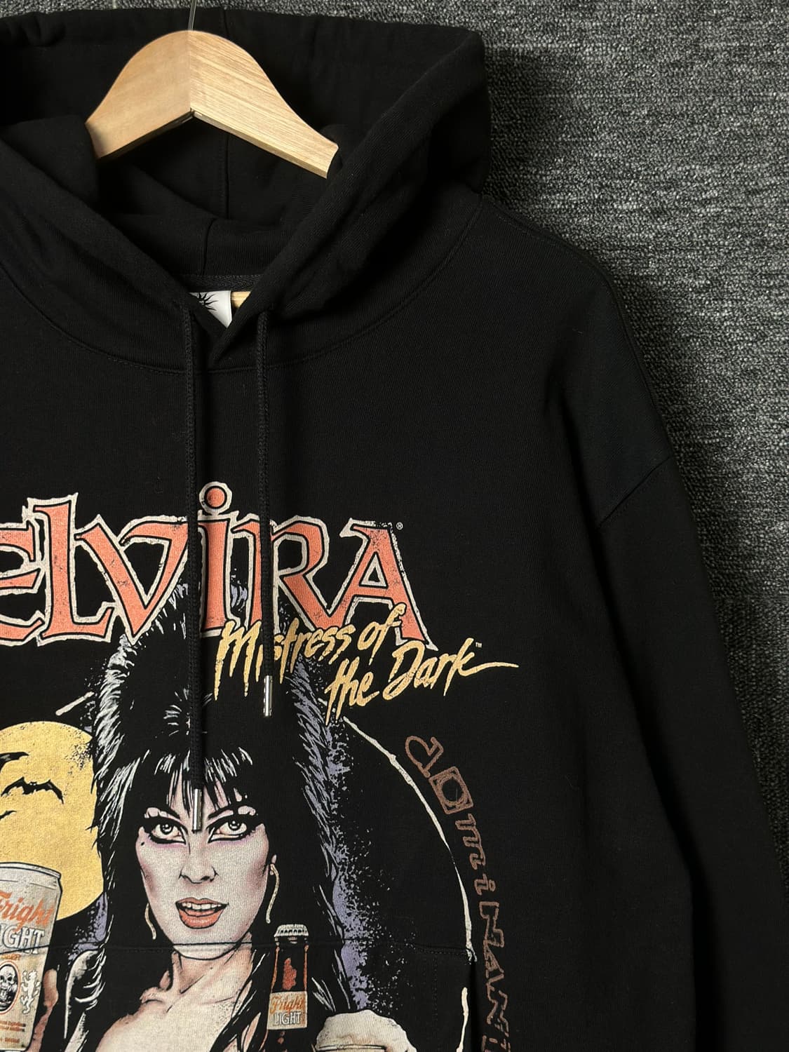 엘비라 그래픽 후드티 (M 사이즈) 상품이미지2