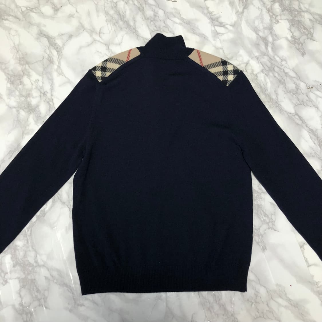 버버리 니트 거의새거 봄 메리노울 노바체크 상품이미지4