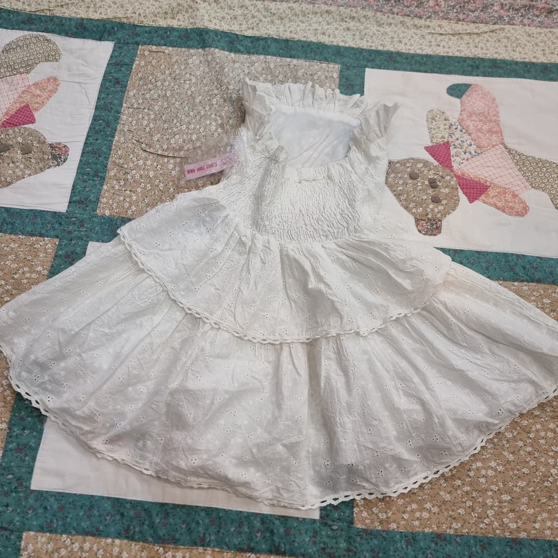 아이렛 레이스 오프숄더 원피스 상품이미지1