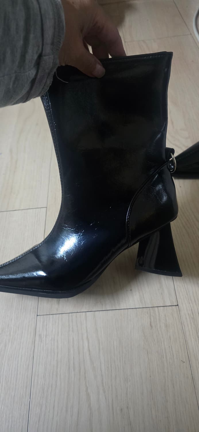 블랙 앵클부츠 새것 상품이미지1