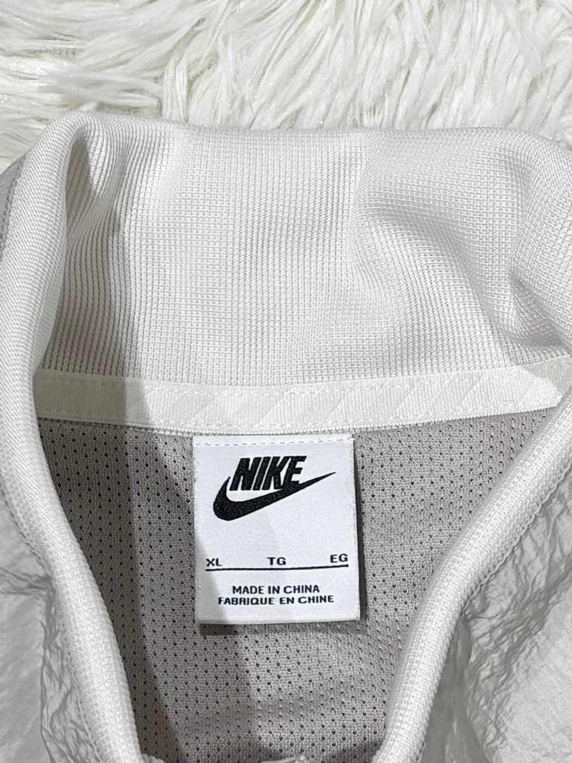 나이키에어 우븐 아노락 상품이미지6