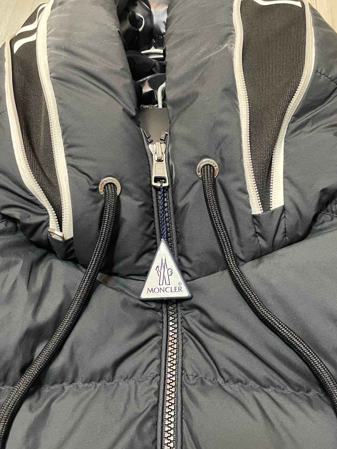 몽클레어 패딩 조끼 상품이미지2