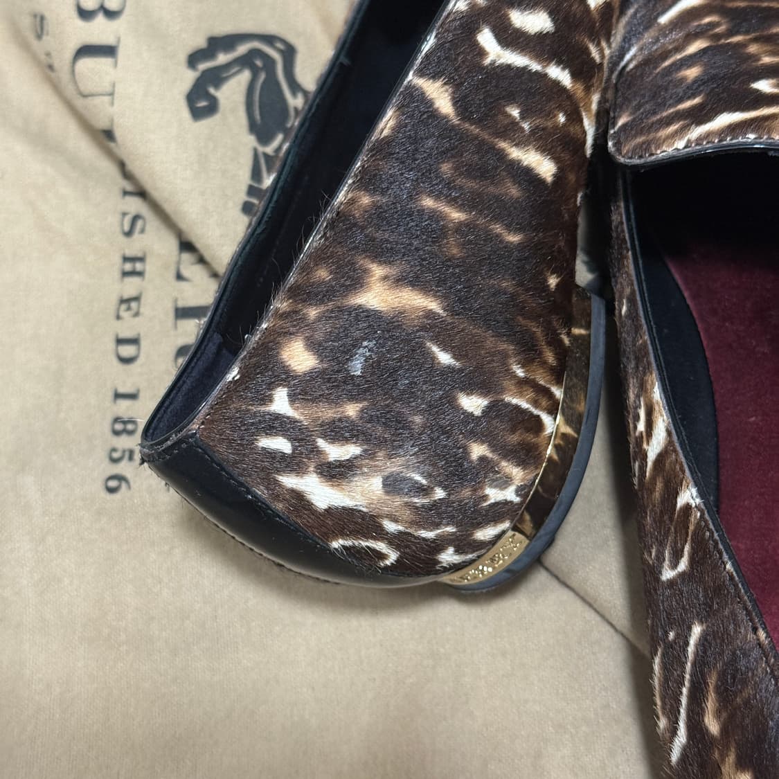 버버리 송치로퍼 38C 상품이미지4