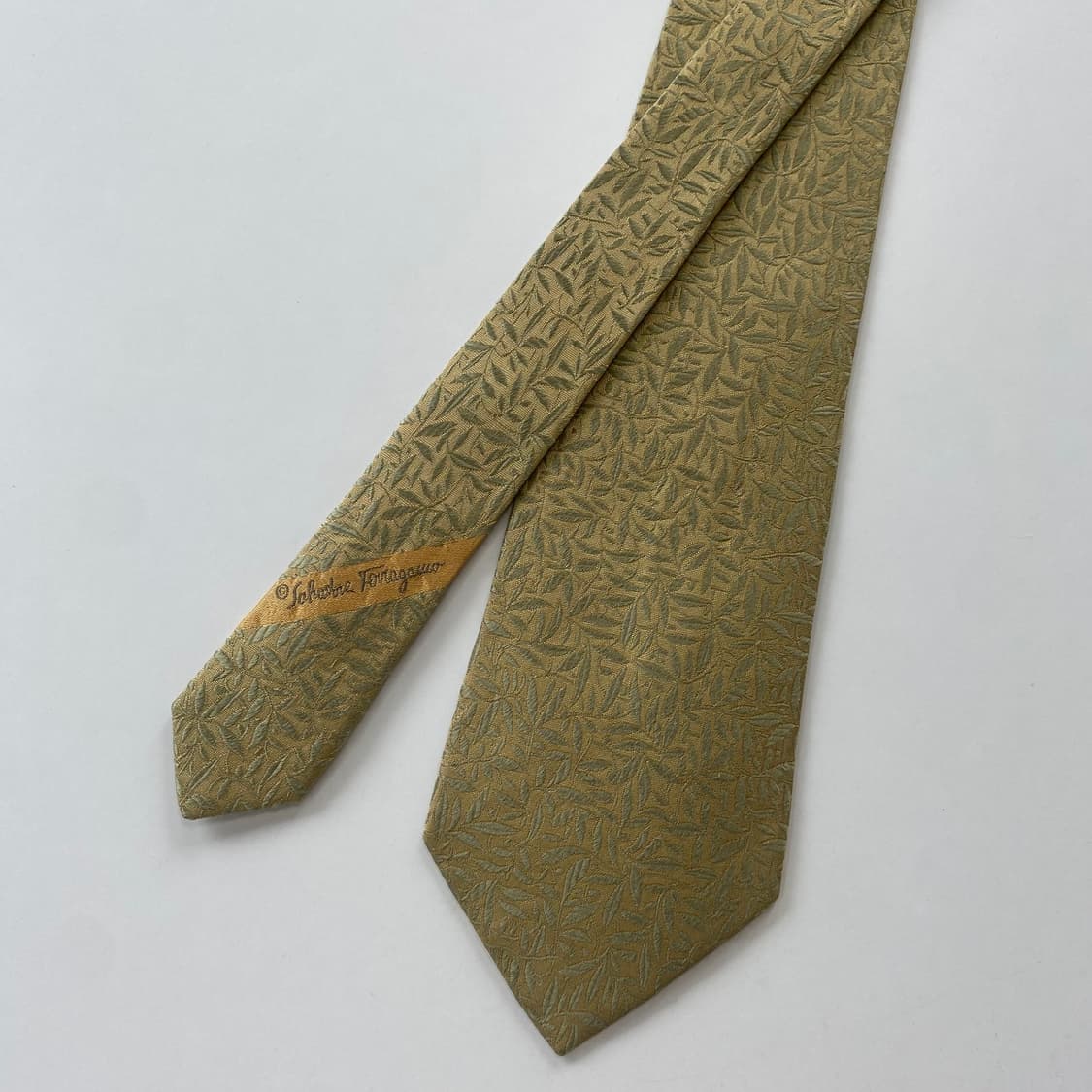 페레가모(Ferragamo) 명품 정품 넥타이 상품이미지2