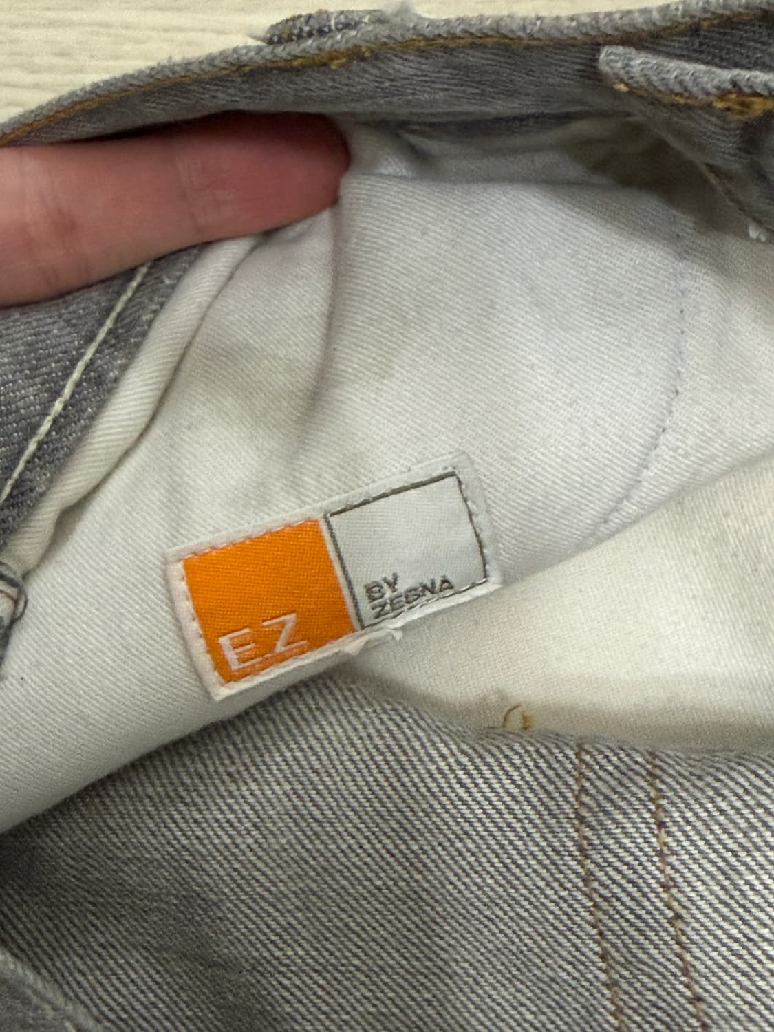 [30] 에르메네질도 제냐 그레이워싱 부츠컷 데님 팬츠 상품이미지5