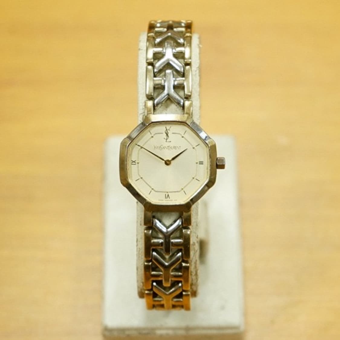 90s 입생로랑 옥타곤 프레임 여성용 콤비 쿼츠 시계 상품이미지1