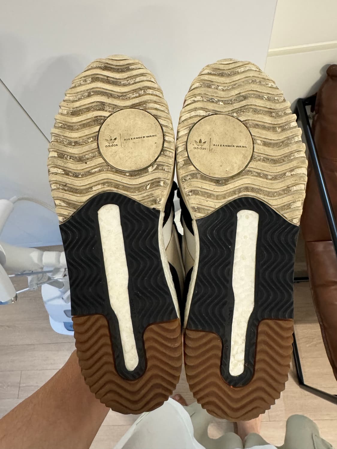 아디다스 알렉산더왕 270 상품이미지8