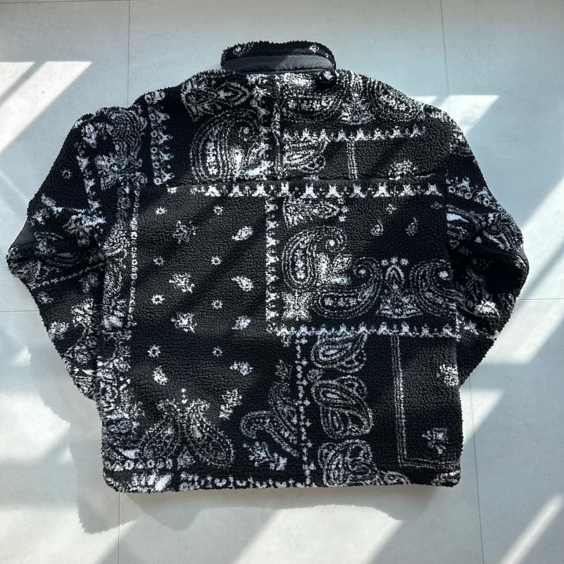 퍼스트다운 리버서블 반다나 후리스 상품이미지5