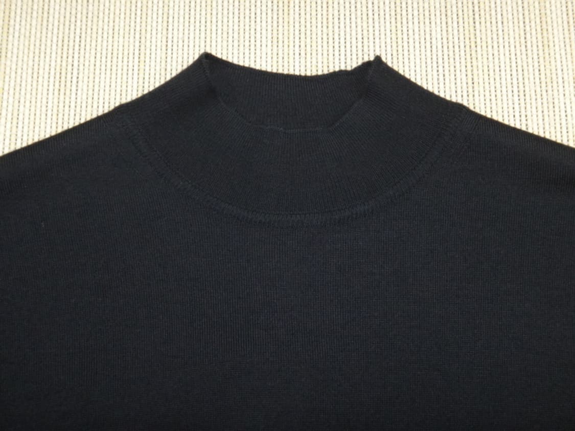 (48/95size) 프라다 PRADA 남성 터틀넥 울 니트 상품이미지4