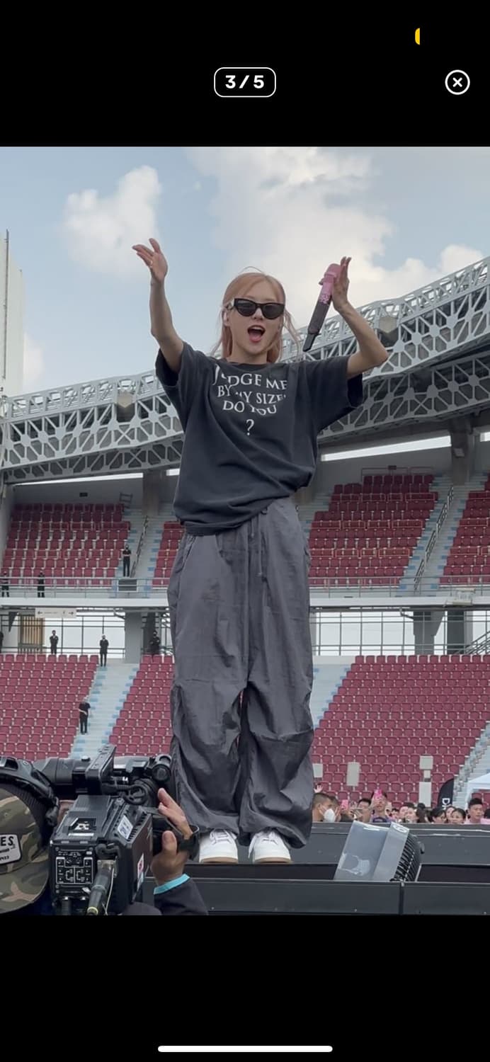 로제 착용) 모텔 락스 파라슈트 팬츠 xs 상품이미지2