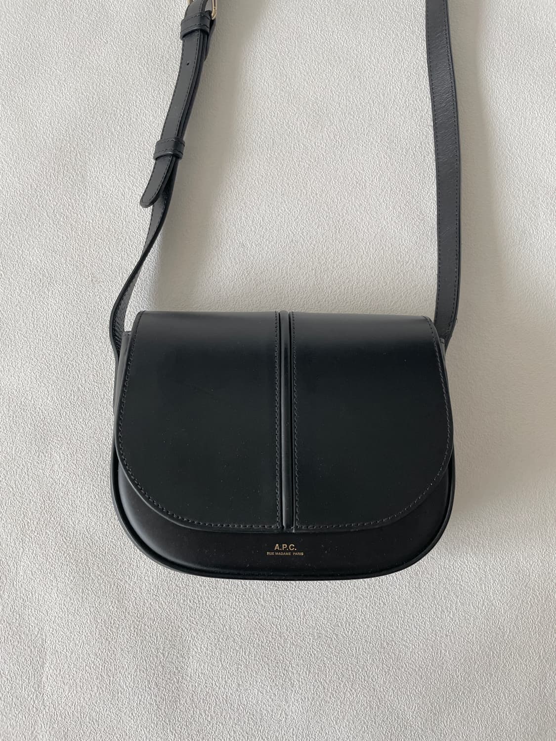 아페쎄(A.P.C) 레더 크로스백 상품이미지2