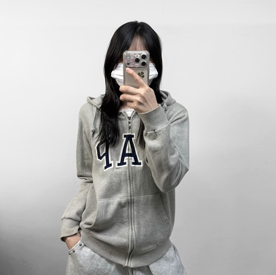 갭 Gap 스펠 로고 후드집업 그레이 상품이미지1