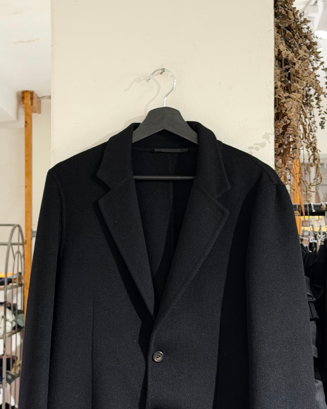 프라다 블랙 싱글 울 미들 코트 상품이미지4