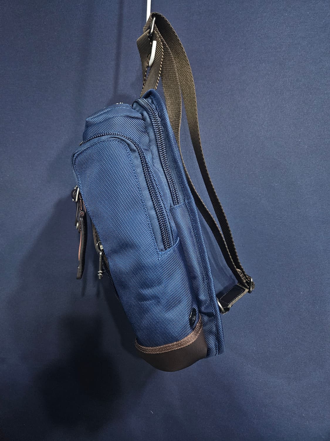 투미 다크블루 남성 메신저백  상품이미지2