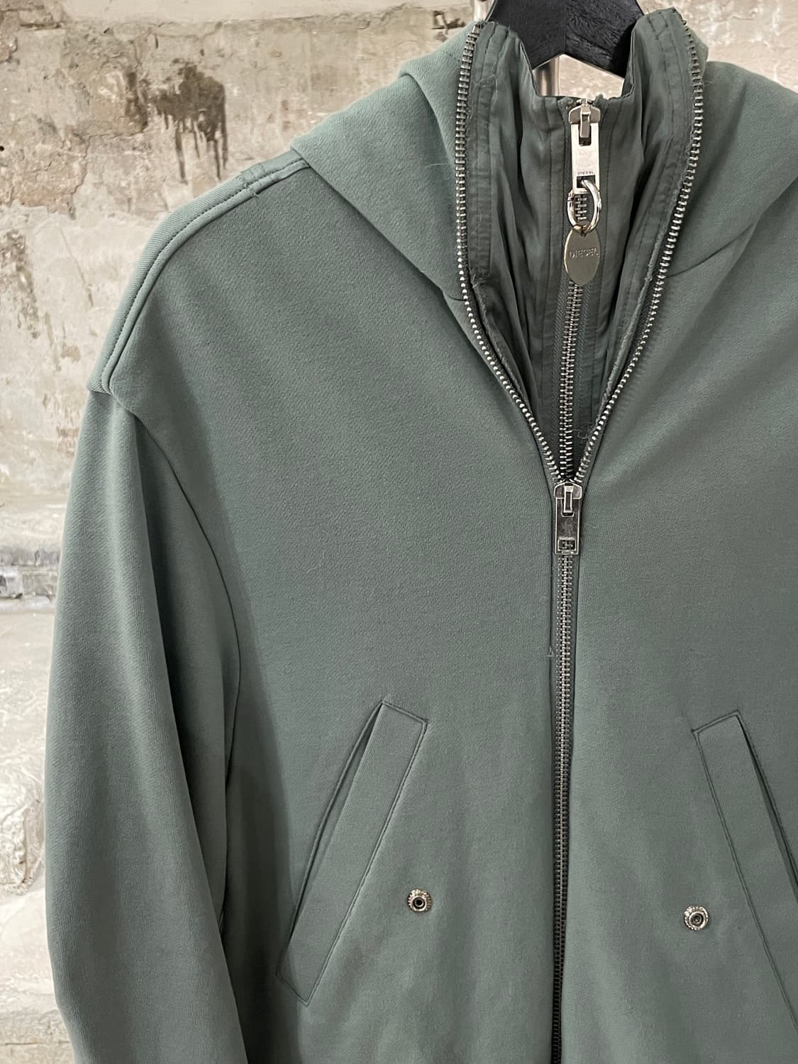 디젤 민트 그린 백 패널 레이어 드레이핑 슬리브 후디 집업 상품이미지2