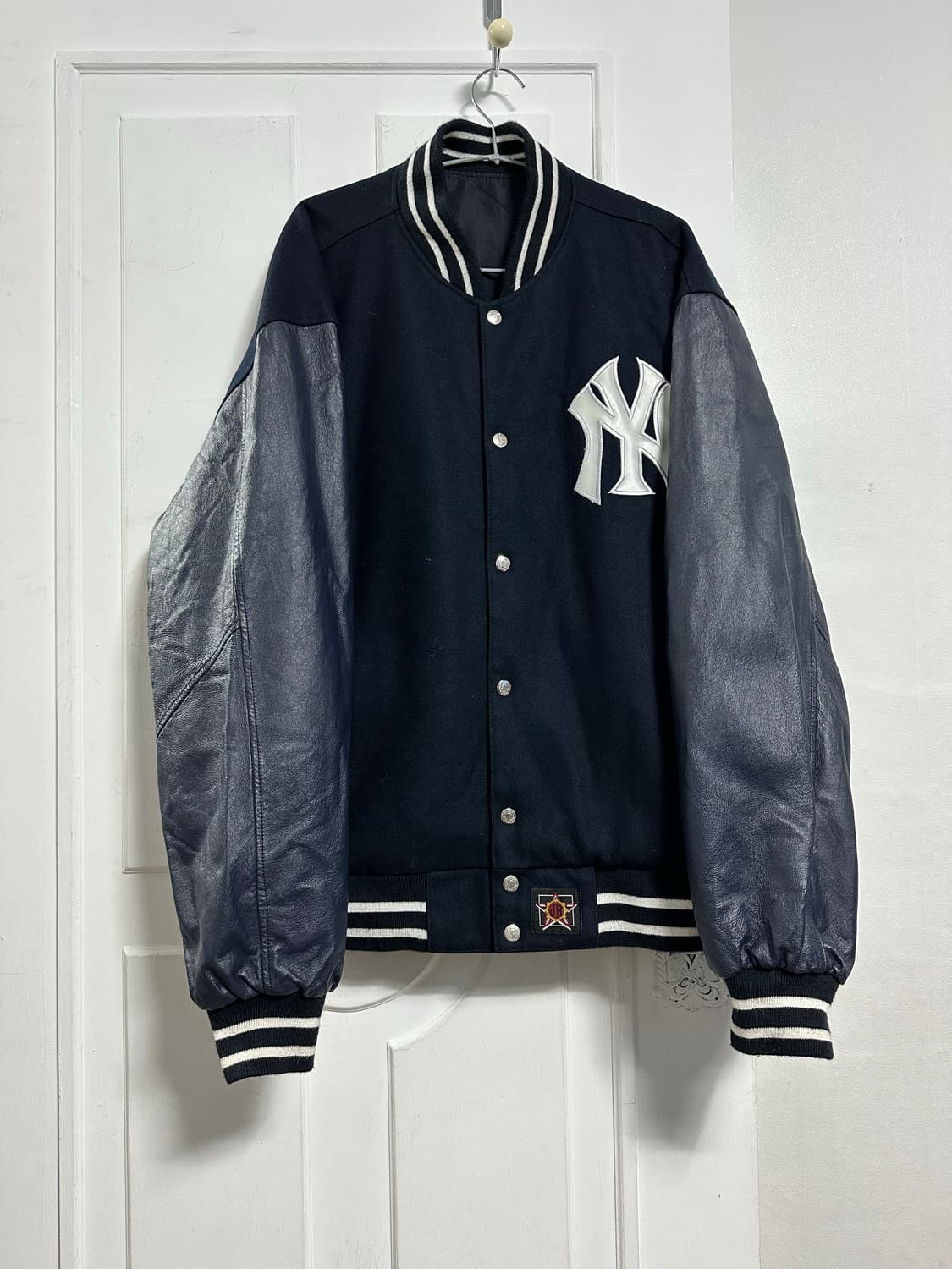 JH디자인 뉴욕양키즈 리버시블 바시티자켓 상품이미지1