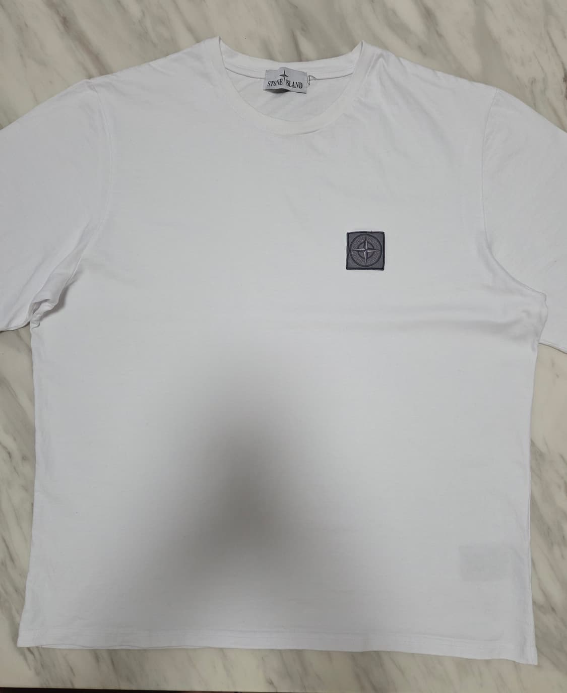 스톤아일랜드 패치 반팔티 상품이미지1
