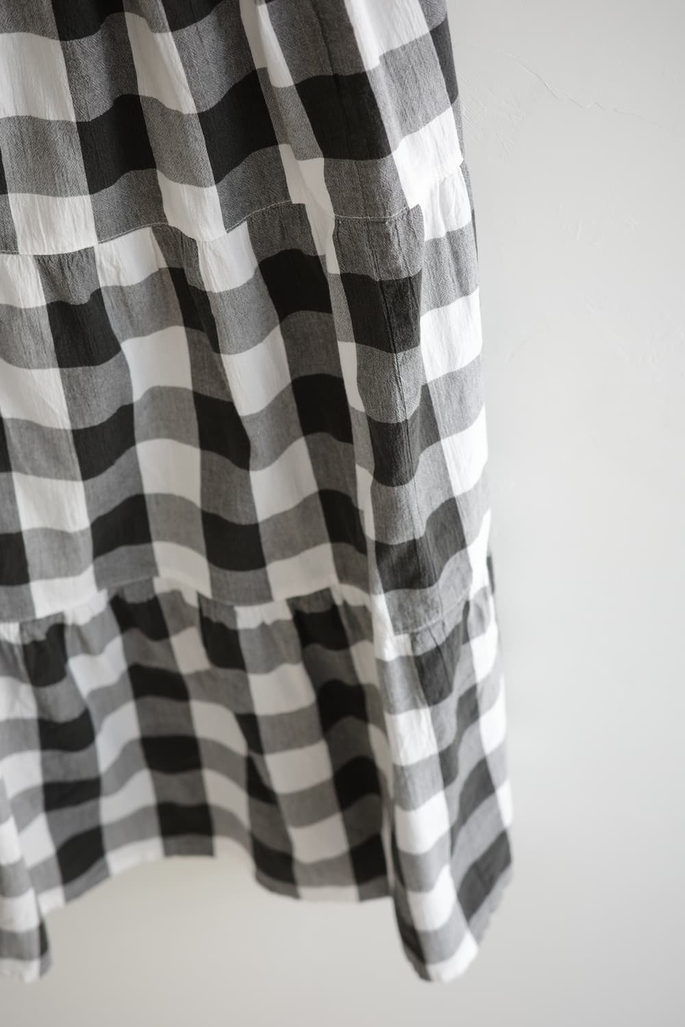 close 7  
• 블랙 화이트 체크 샤링 롱 스커트 상품이미지5