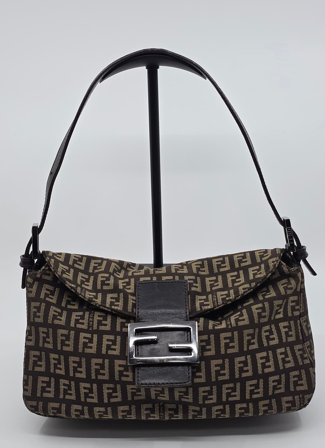 펜디 주카 맘마백 더블플랩 상품이미지2