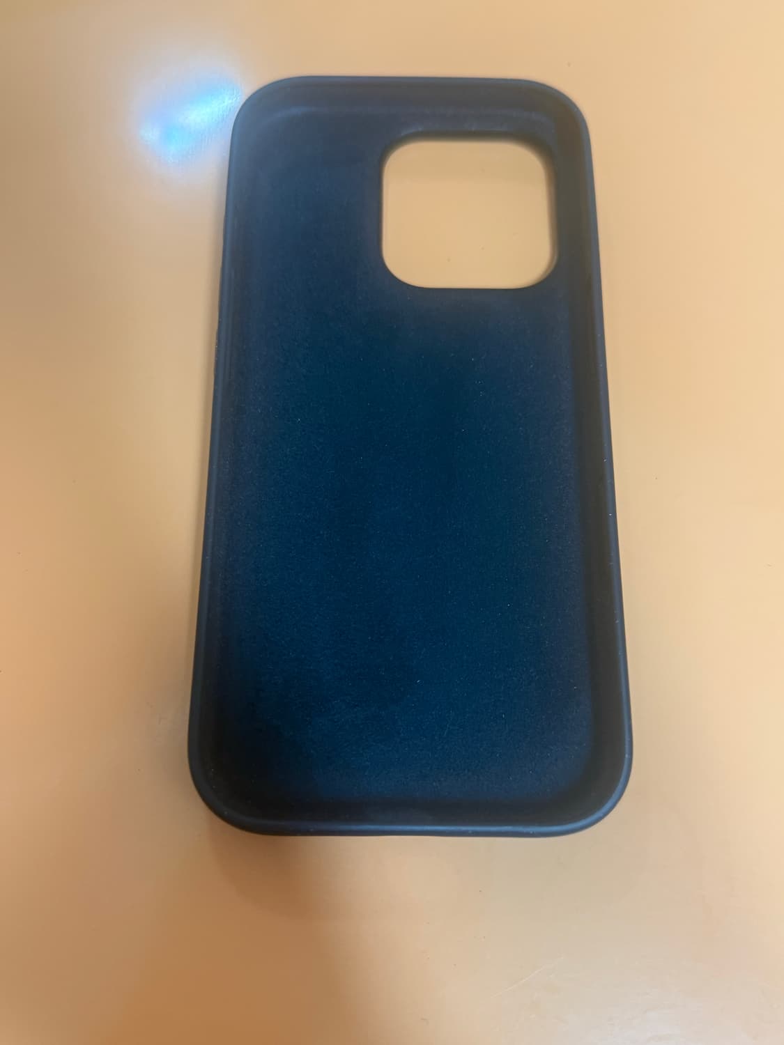아이폰 16프로 정품 실리콘 케이스 상품이미지2