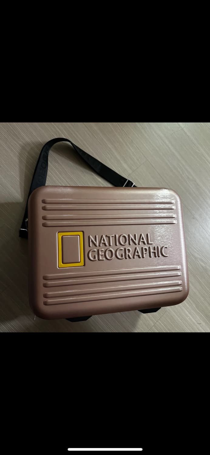 (새상품)내셔널 지오그래픽 핑크 캐리어 보조가방  상품이미지1