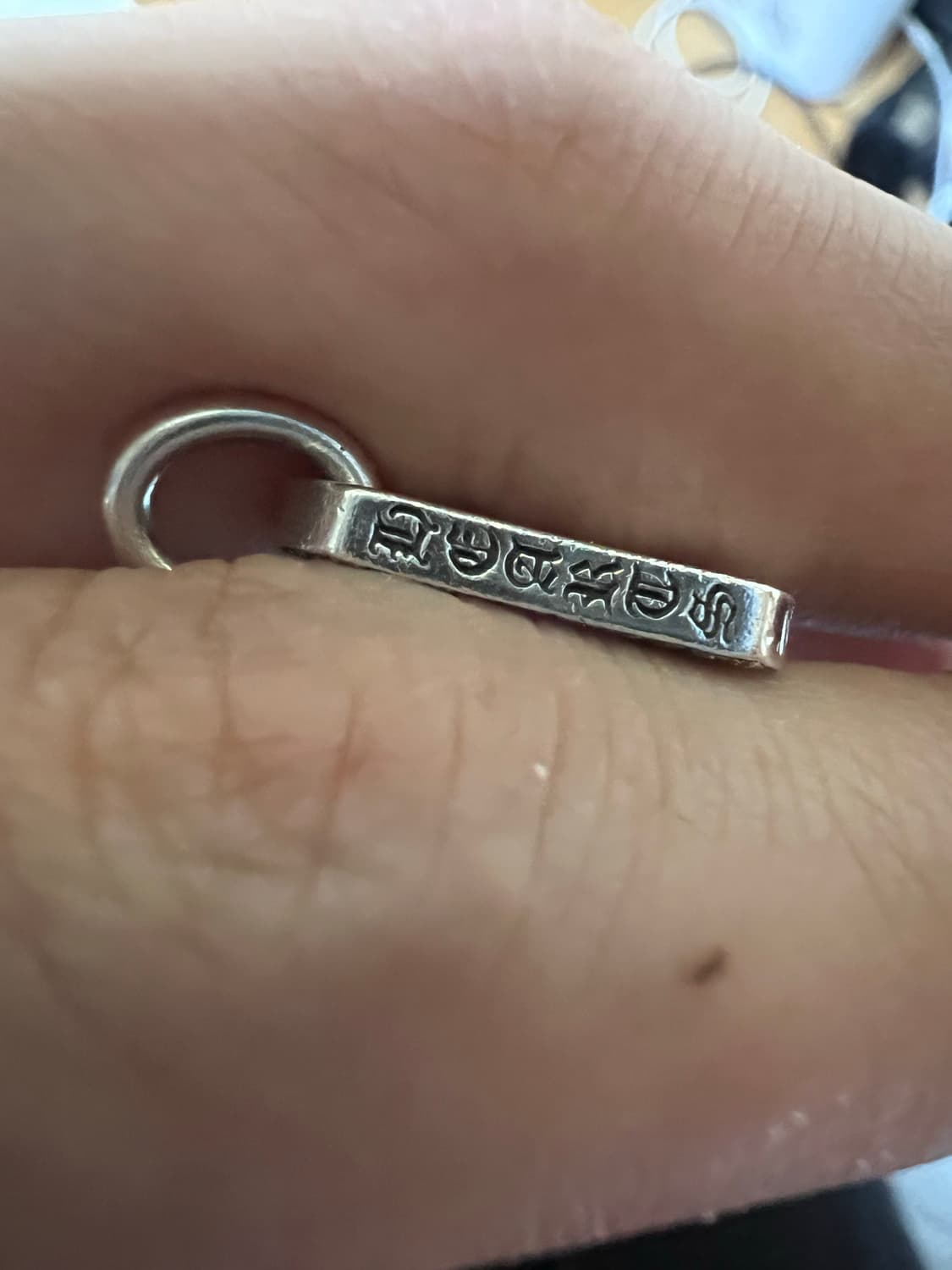 크롬하츠 타이니 컷아웃 도그택 풀파베 상품이미지5