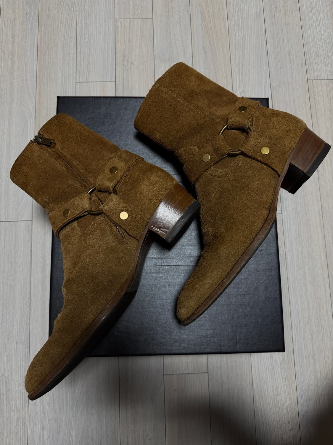 생로랑 와이어트 하네스 부츠 카멜 41.5 해리스타일스 착용 상품이미지2