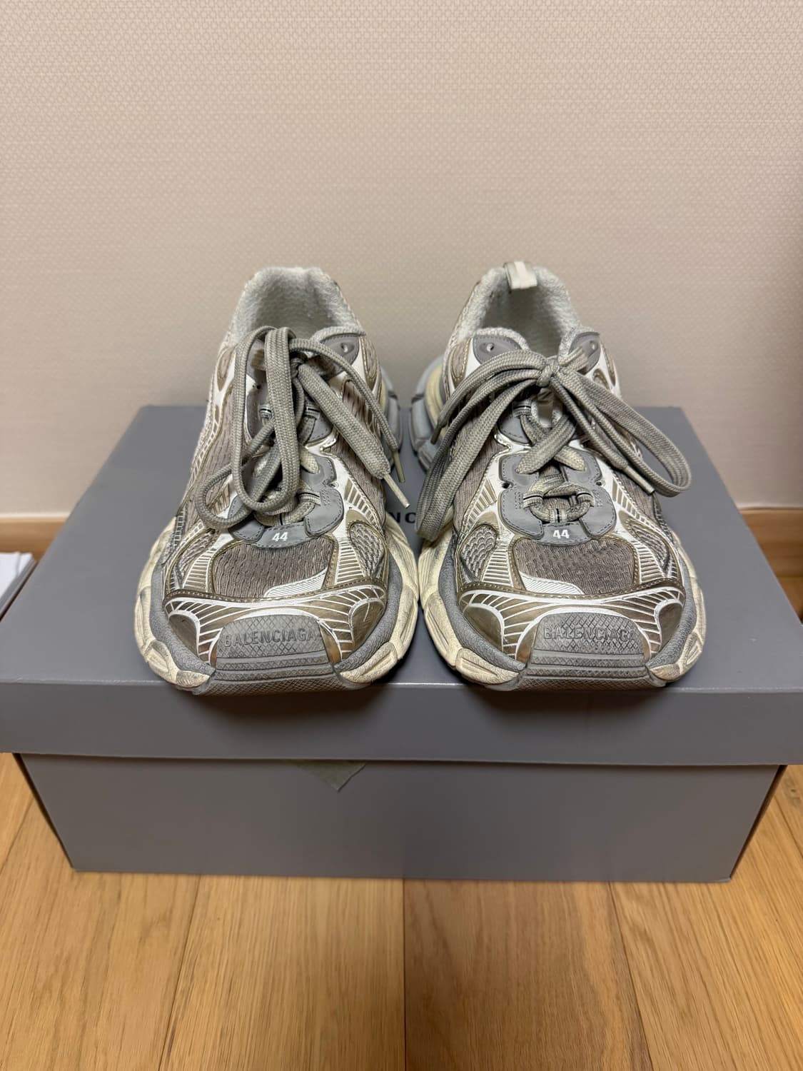 44) 발렌시아가 3XL 에그쉘 상품이미지1