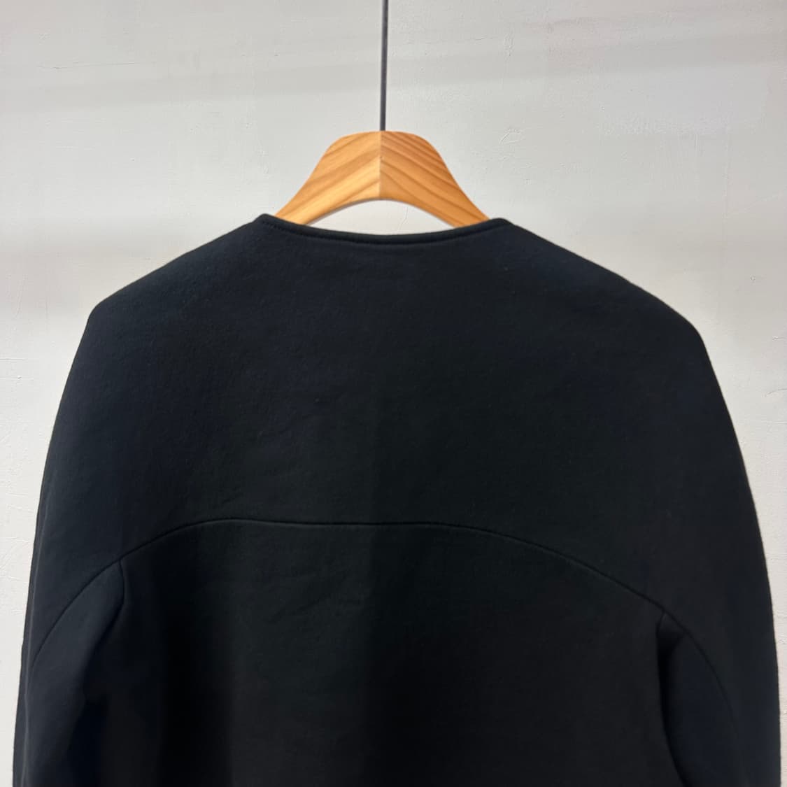 럭키슈에뜨 블랙 라운드 금장 단추 자켓 J41 상품이미지7