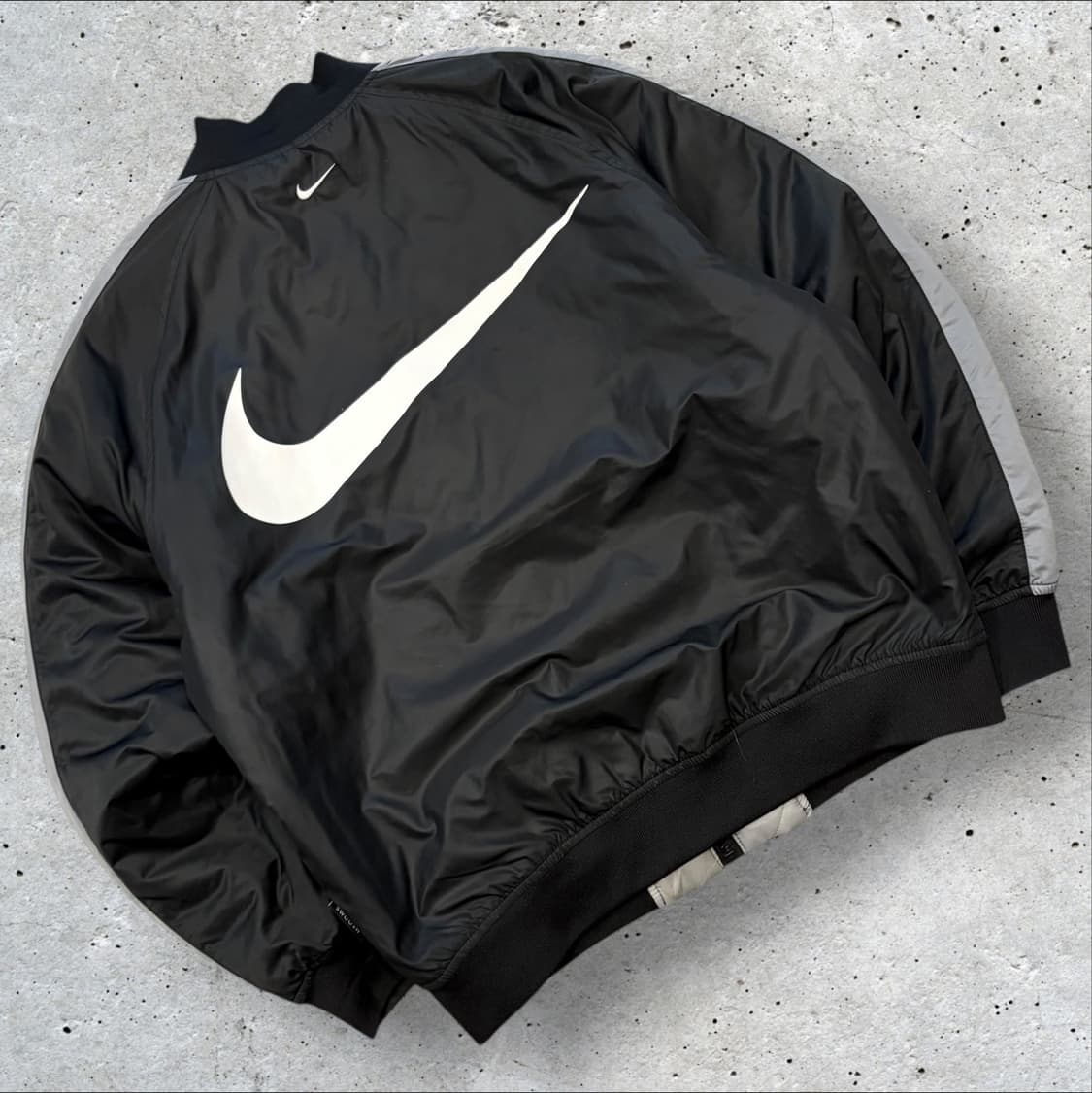 [M] 나이키  리버시블 스우시 블랙 봄버 자켓 B963 상품이미지4