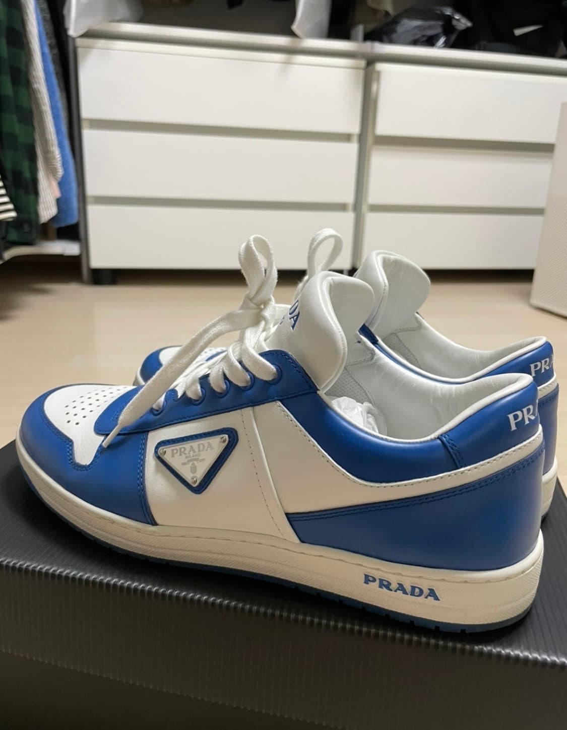 PRADA 프라다 스니커즈 상품이미지1