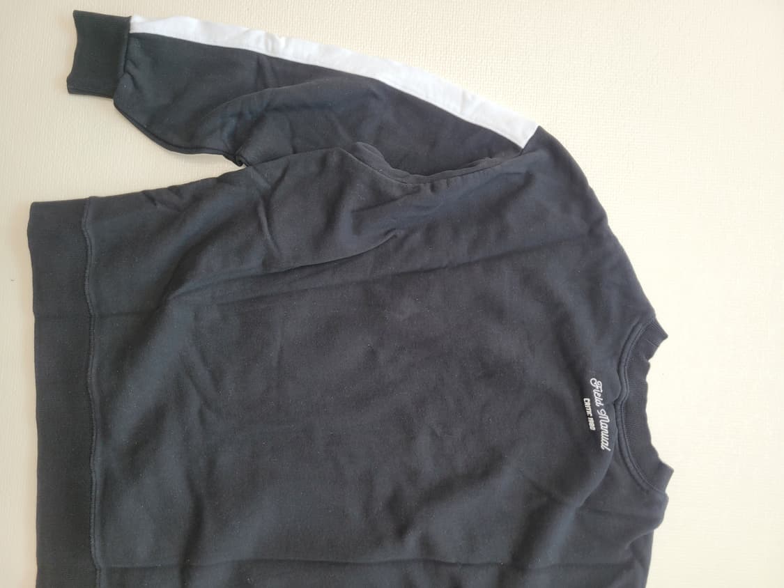 크리틱 CRITIC 남자 맨투맨 120 블랙 상품이미지10