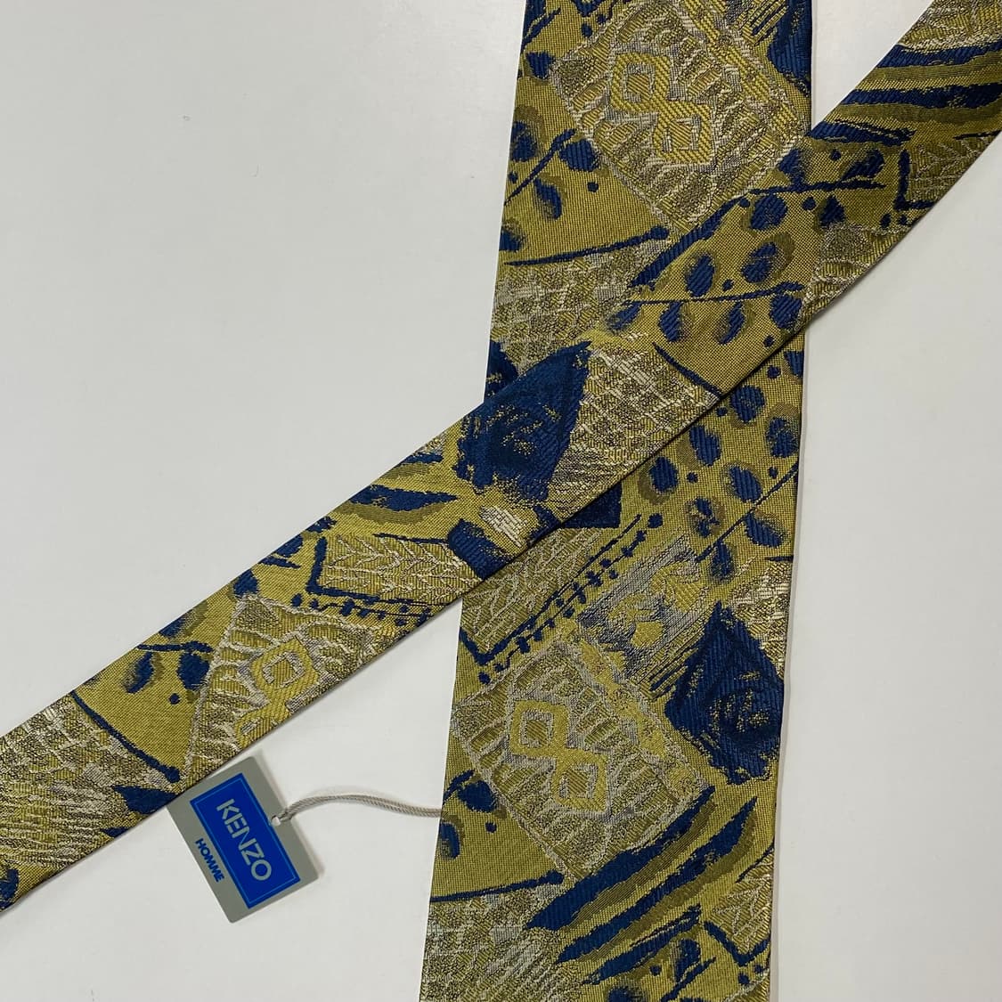 택달린 미사용품 겐조(KENZO) 명품 정품 넥타이 상품이미지4