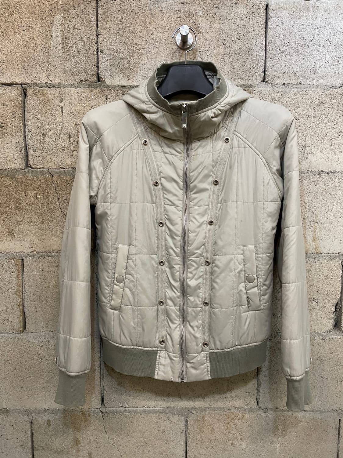 디젤 후드 경량 패딩 상품이미지2