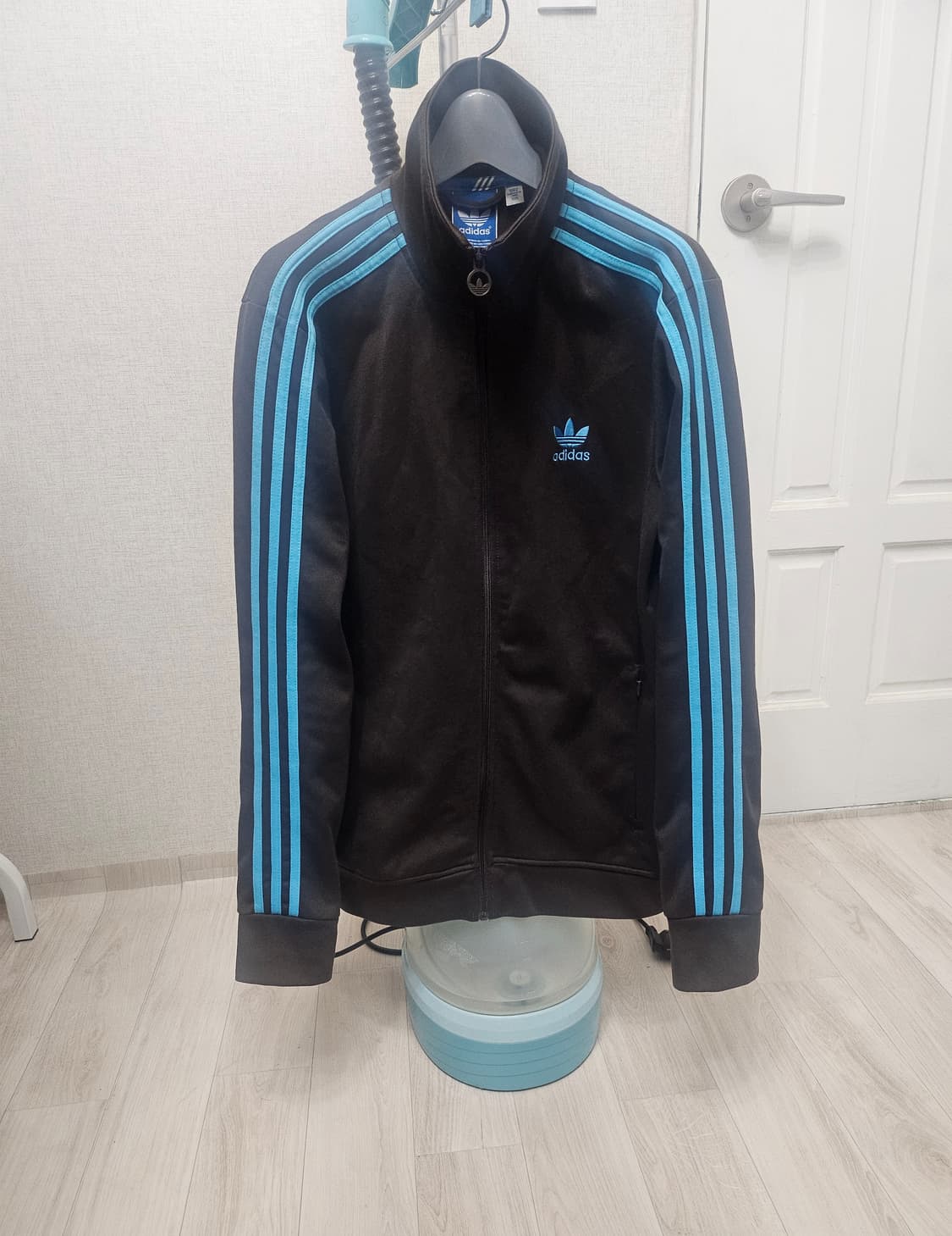 (105) ☆초대장급☆ 아디다스 유로파 [초코브라운민트] 트랙탑져지 상품이미지1