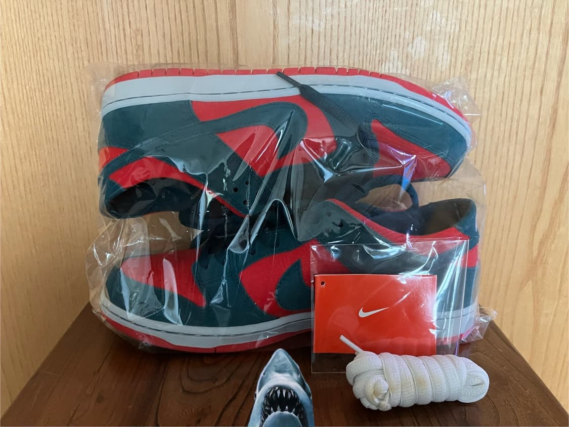 285 나이키 SB 줌 덩크 로우 프로 리버스 샤크 상어 죠스 퍽트 상품이미지1