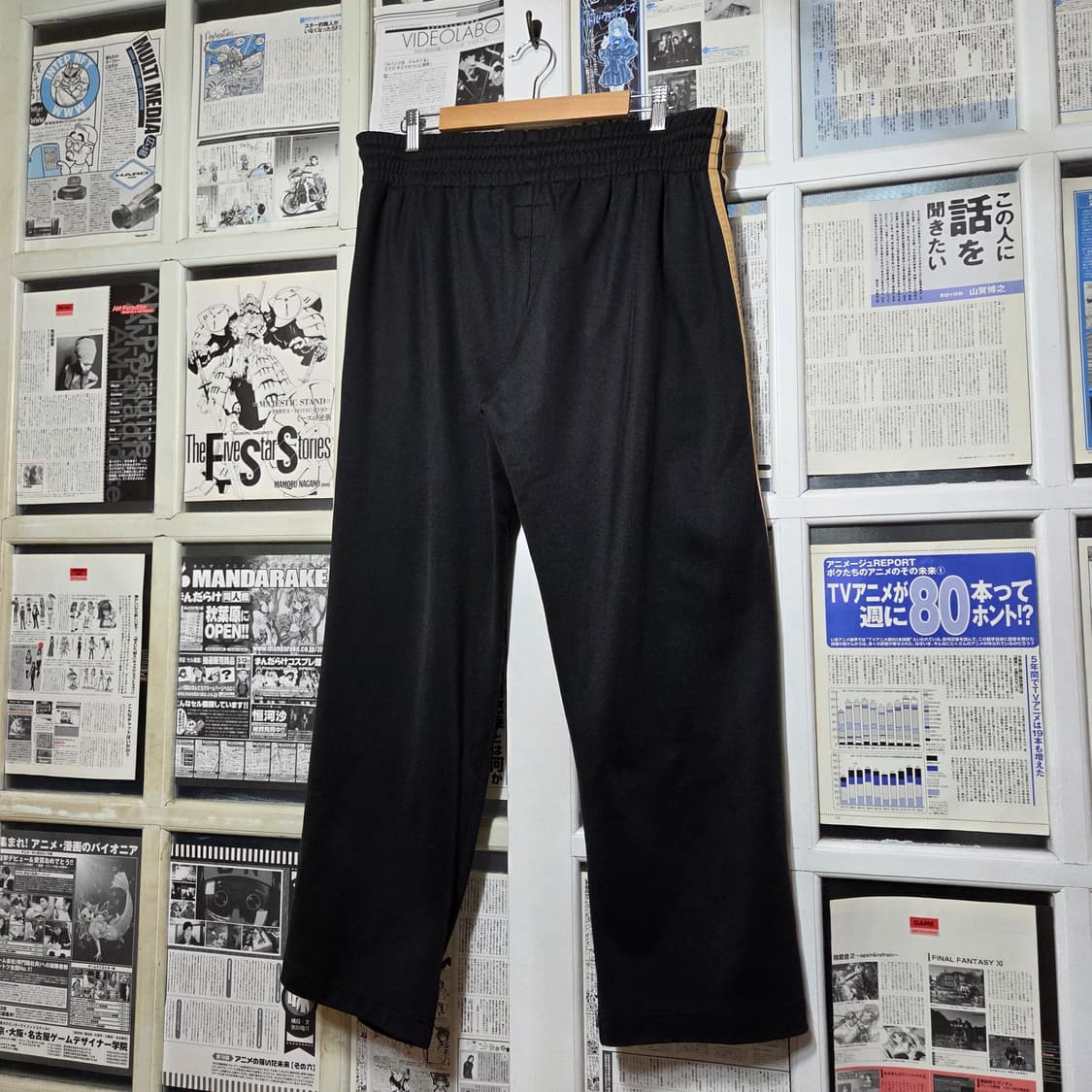 아디다스 블랙 앤 골드 와이드 트랙 팬츠 상품이미지5