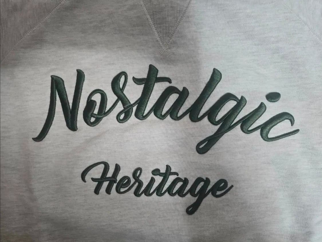 이코르 노스텔직 자수 스웻 맨투맨 100 상품이미지4