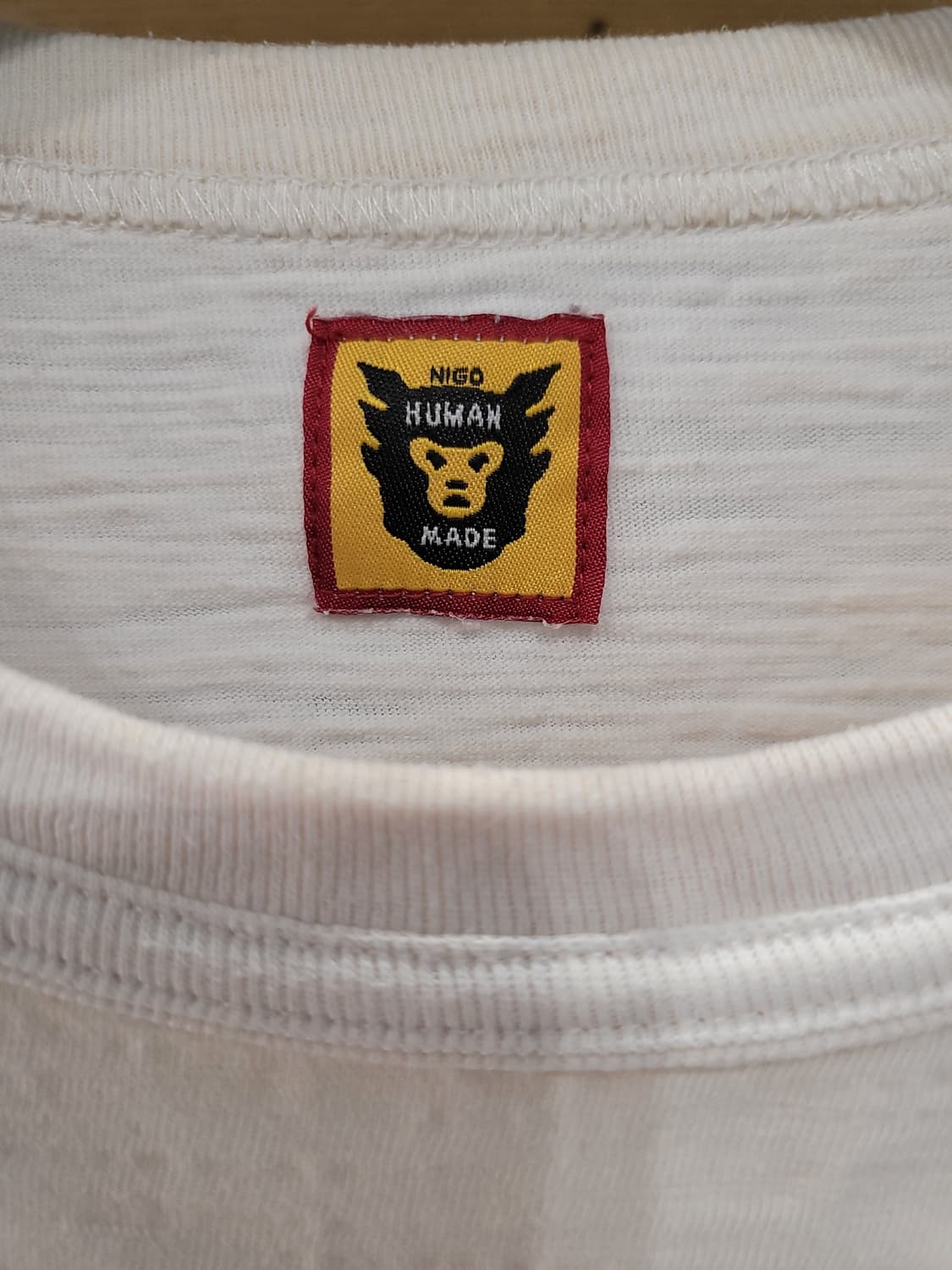🐻 [휴먼메이드] 북극곰 하트 자수 티셔츠 XXL 상품이미지6