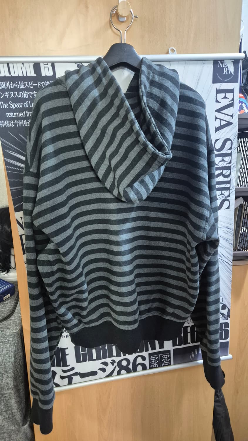 [언타이틀서울] 언타이틀 스테리나잇 스트라이프 후드집업 블랙 상품이미지3