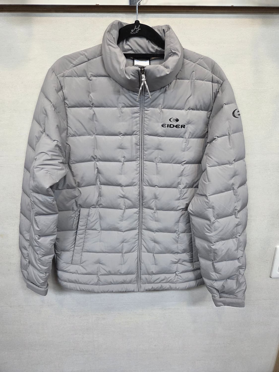 아이더 크로플 튜브 슬림 경량패딩 라이트그레이 m 상품이미지1