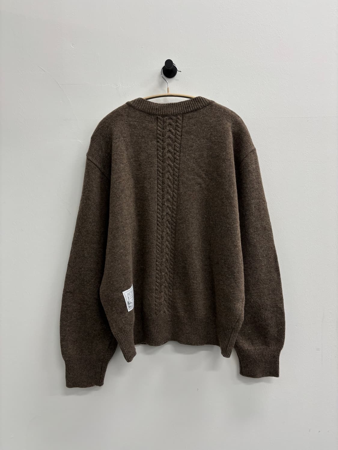 waviness 웨이비니스 케이블 브이넥 니트 상품이미지3